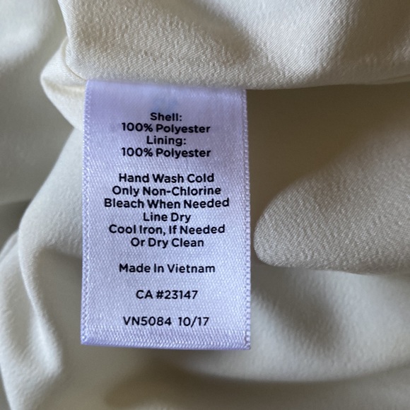 TALBOTS PETITE | Lace | Fully lined | zipper back skirt - Picture 6 of 7